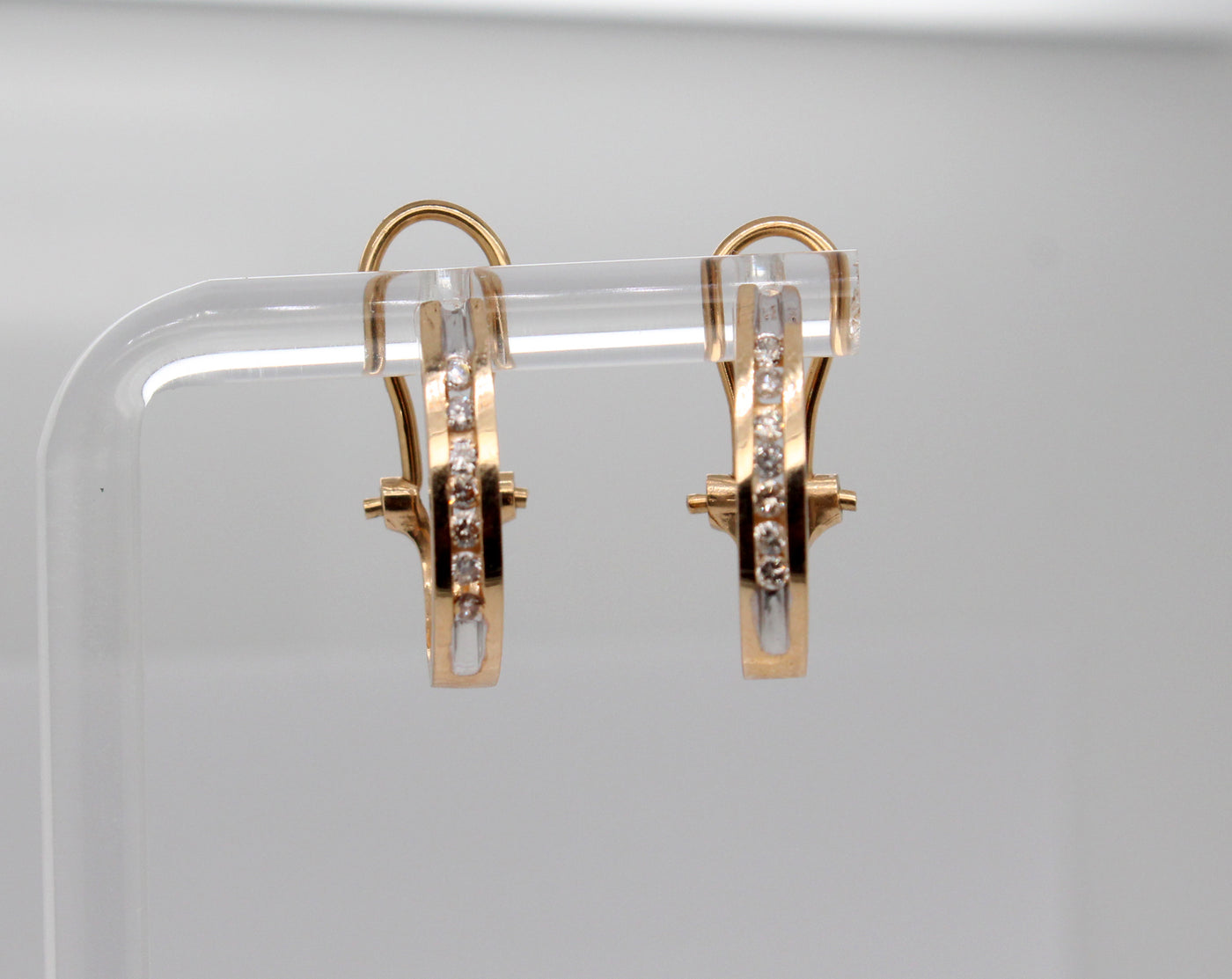 Estate 14KY .25 Cttw Diamond Hoop Earrings