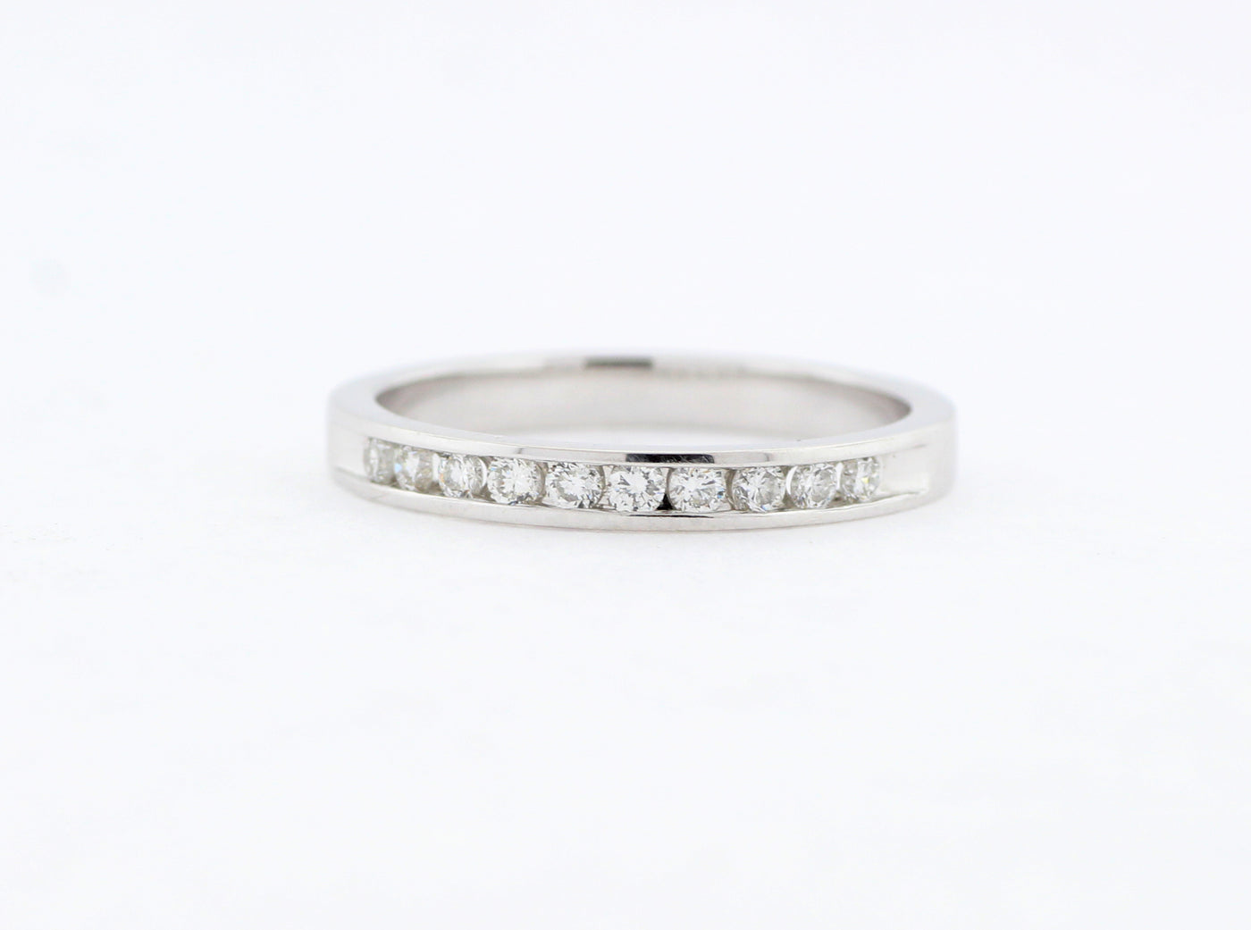 14KW .25 CTTW DIMAOND WEDDING BAND image