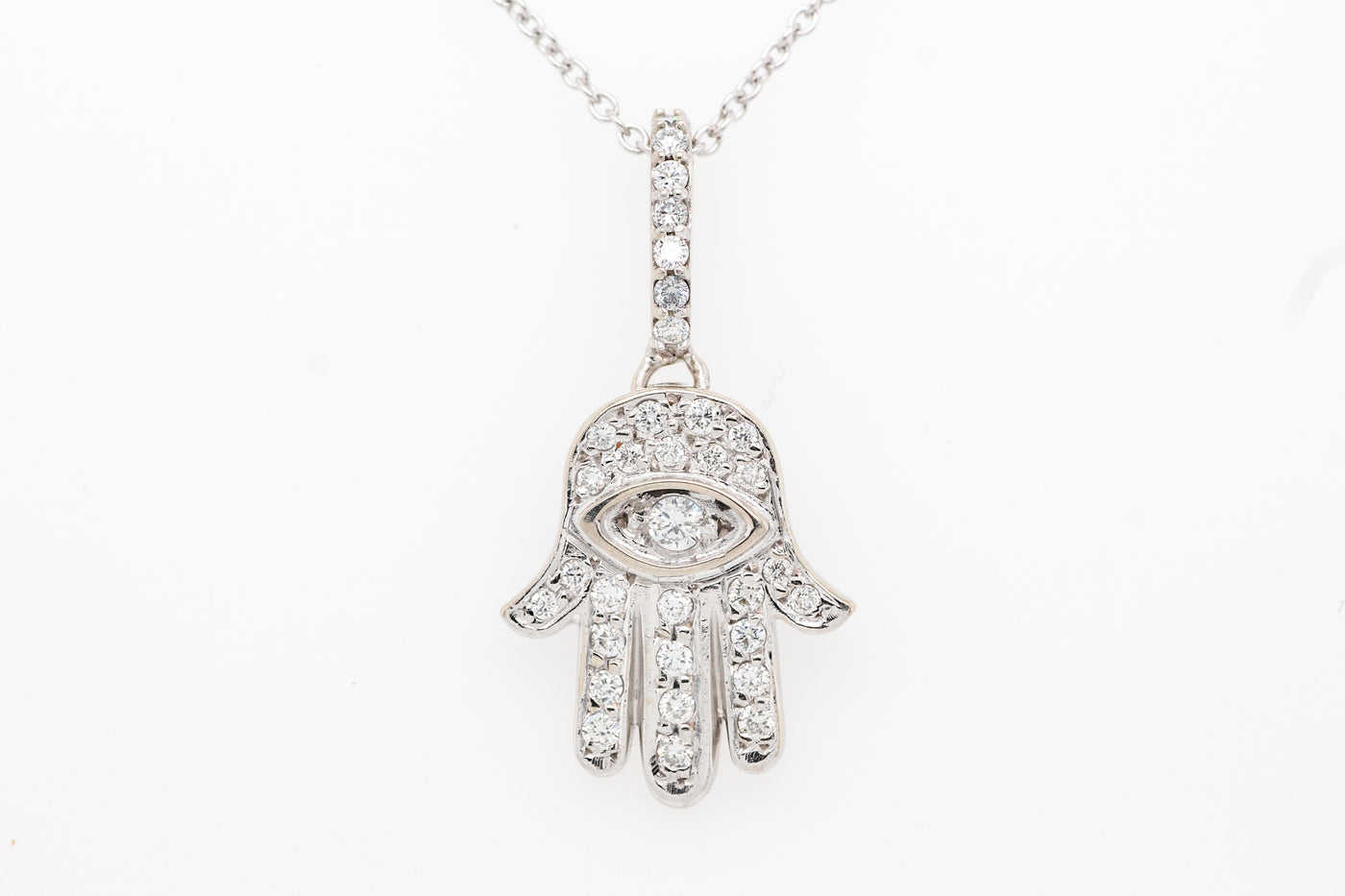 18kw roberto coin diamond pendant