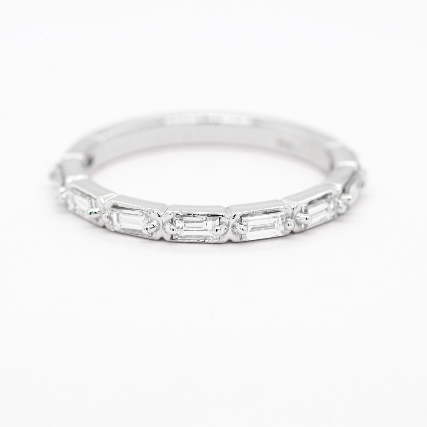 14KW .33 CTTW DIAMOND STACKABLE BAND, H-SI1