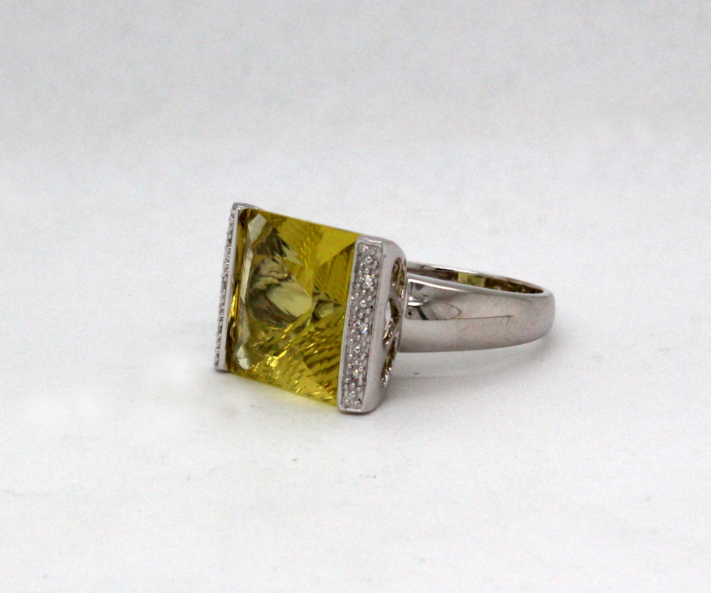 Estate 14KW 6.85 Ct Greenish Yellow Citrine and .06 Cttw Diamond Ring