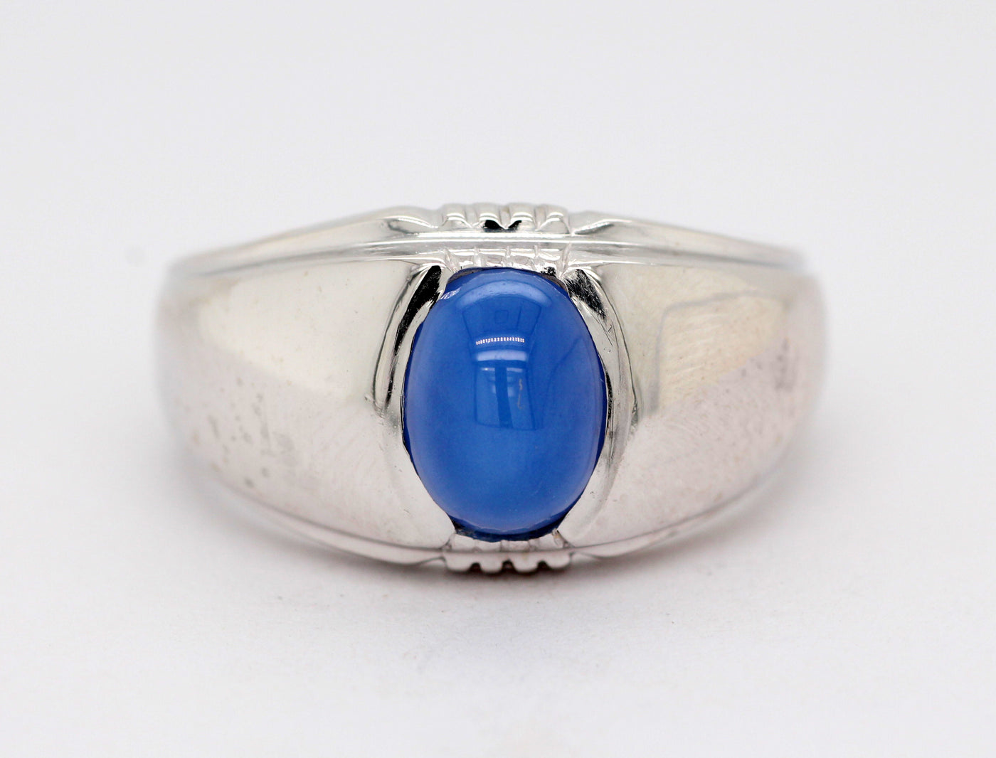 ESTATE 10KW SYNTHETIC BLUE STAR SAPPHIRE CABOCHON GENTS RING