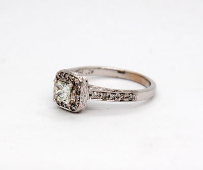 Estate 14KW .76 Cttw Diamond Engagement Ring