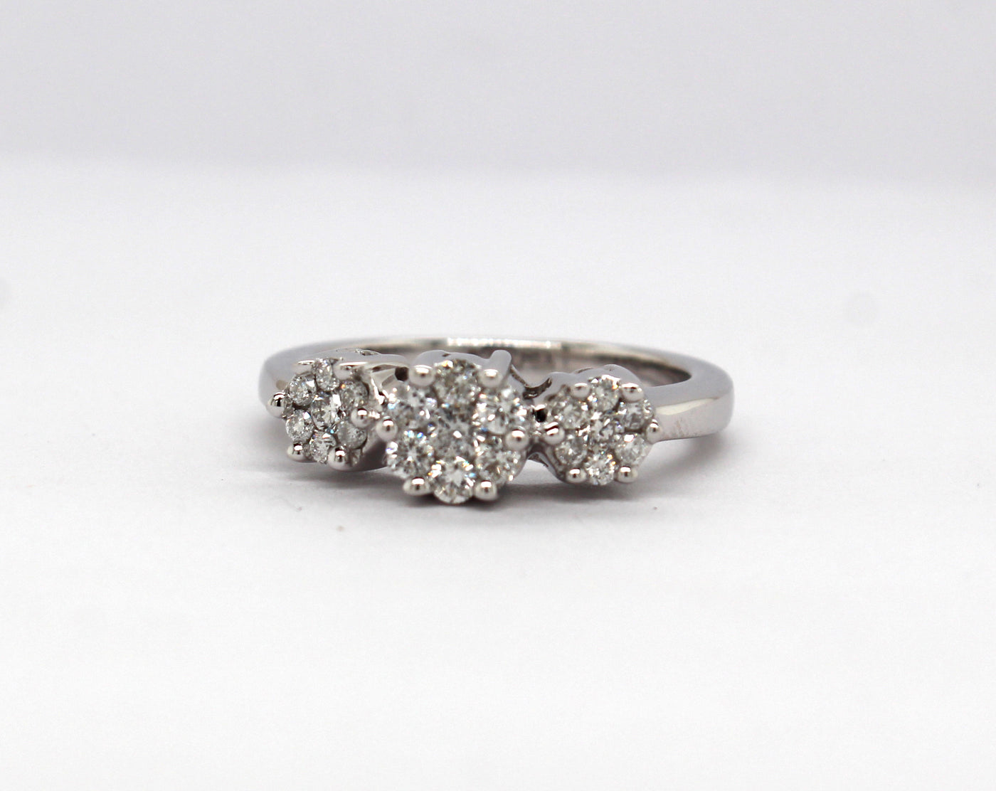 Estate 14KW .50 Cttw Diamond Cluster 3 stone style Ring