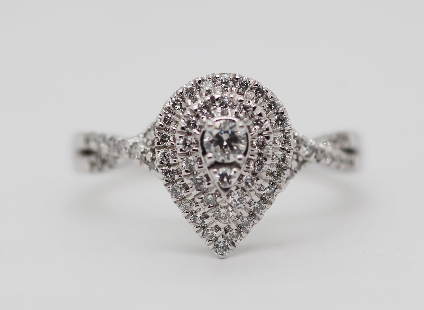 Estate 10KW .50 Cttw Diamond Ring
