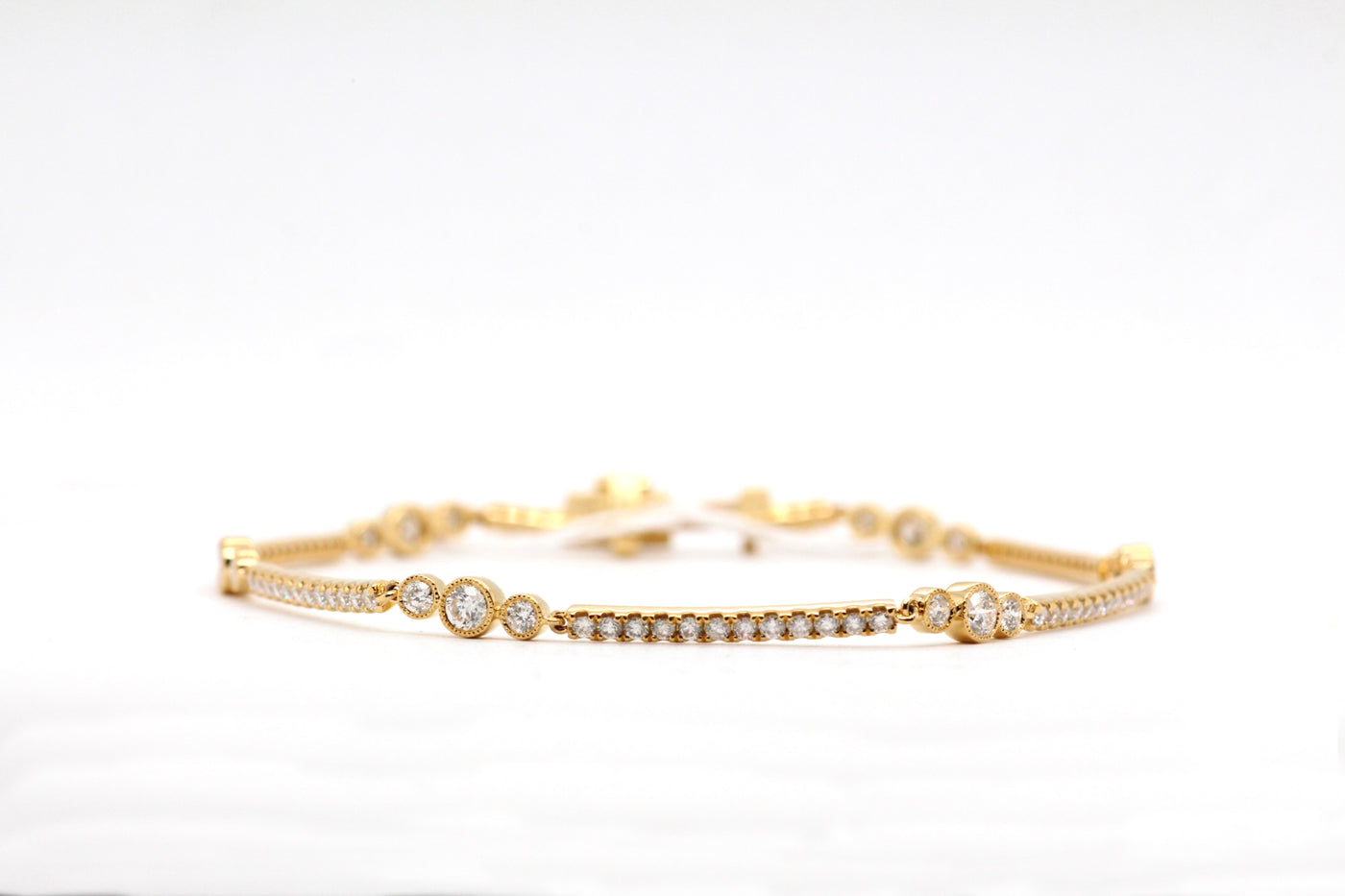 18KY 1.62 Cttw Diamond Bracelet