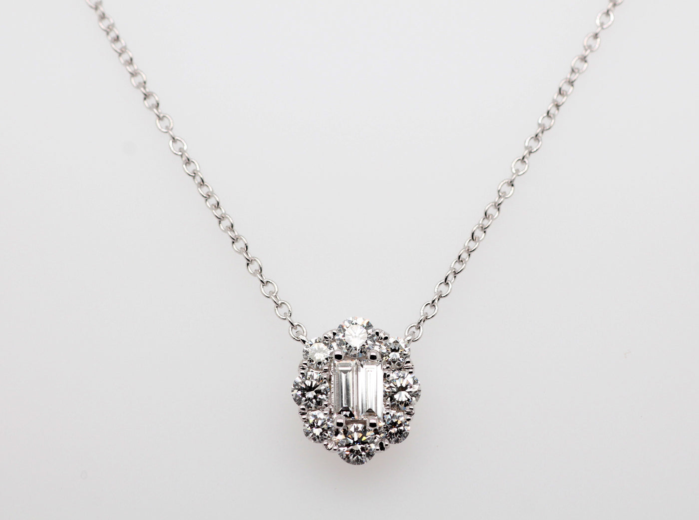 18KW .77 CTTW DIAMOND NECKLACE