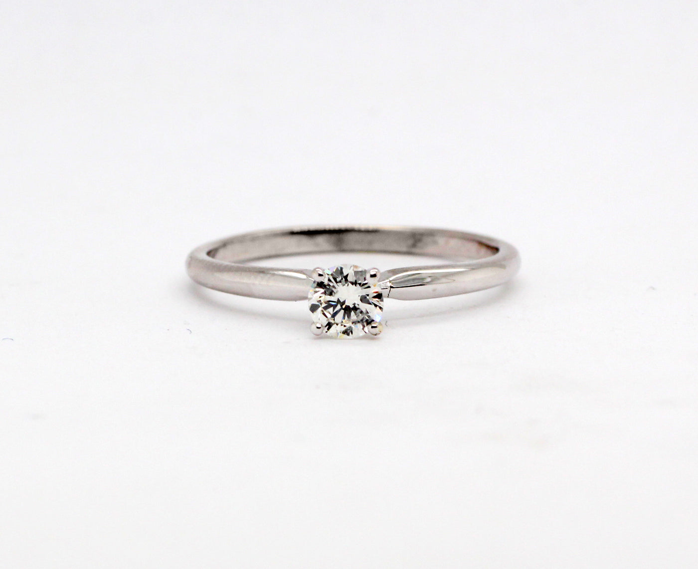 18KW .30 Ct Round Diamond Solitaire, I-I1