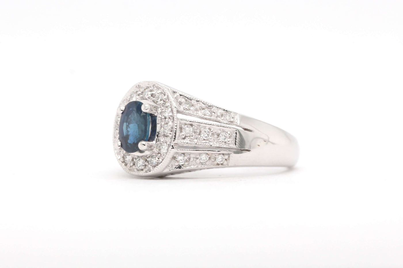 14Kw Sapphire & Diamond Ring.