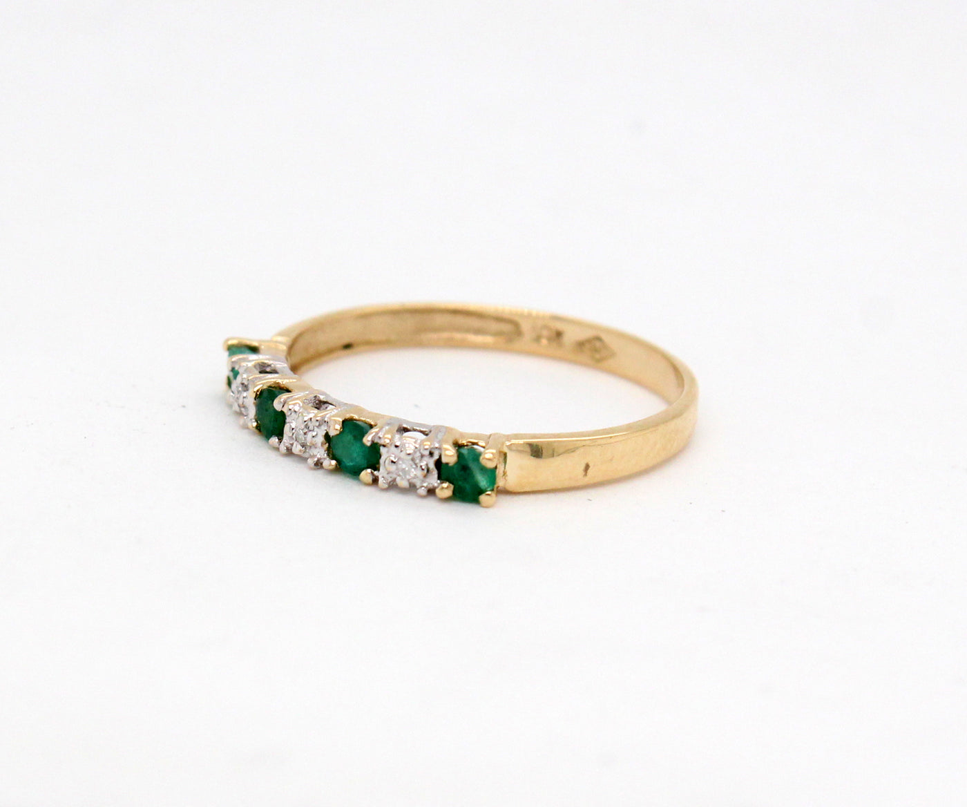 Estate 10KY .25 Cttw Emerald and .03 Cttw Diamond Ring