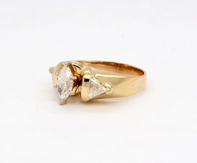 Estate 14KY 1.15 Cttw Diamond 3 Stone Ring