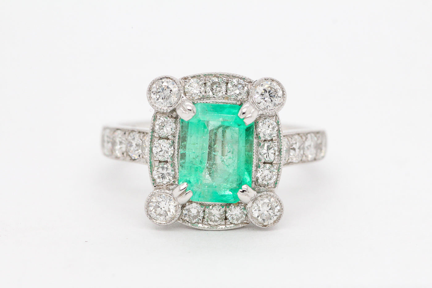 18kw 1.53 ct emerald and diamond ring, 1.00 cttw gh-si2