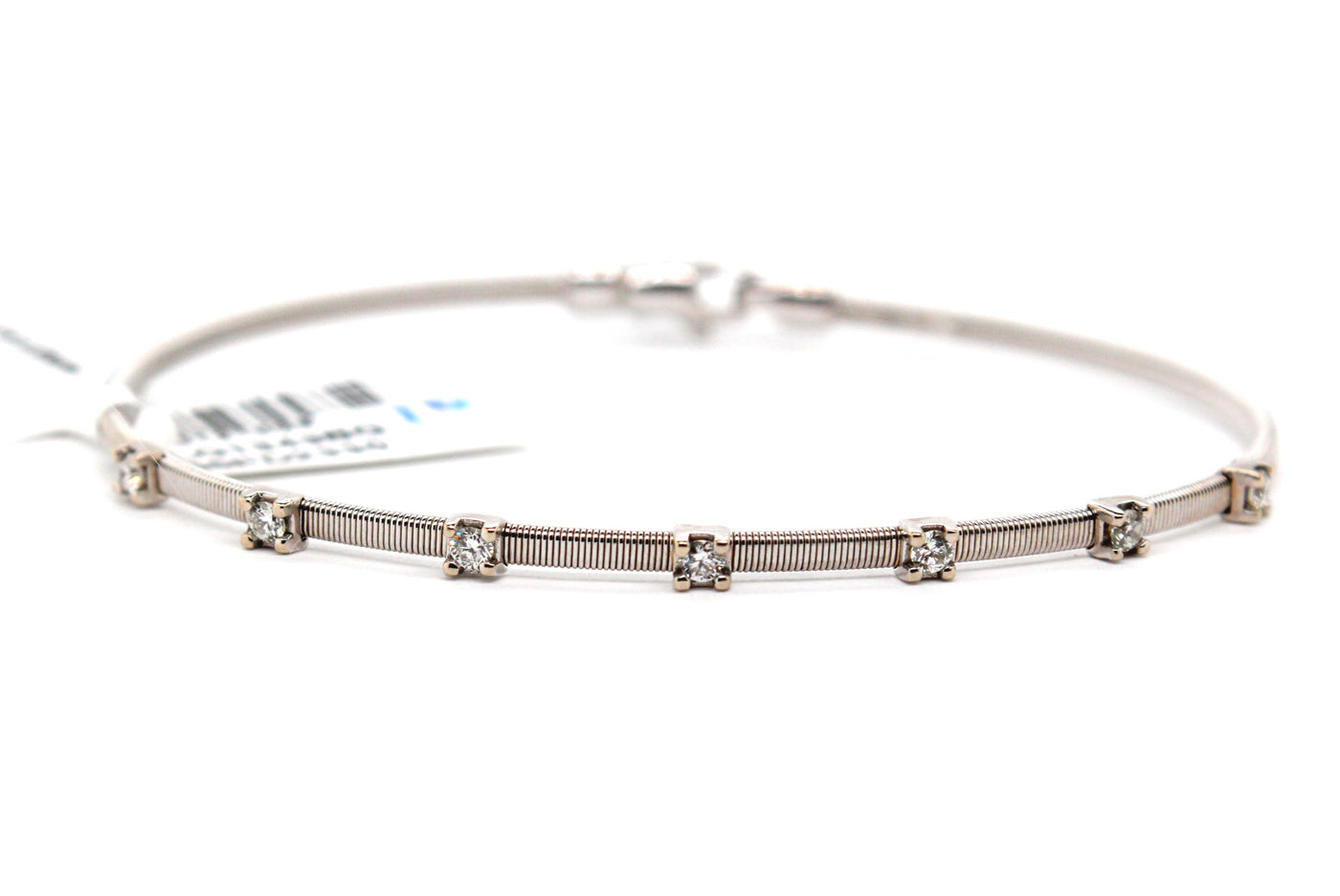 18KW .23 Cttw Diamond Bangle Bracelet