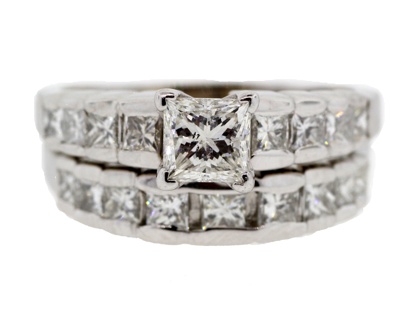 18KW 2.22CTTW DIAMOND WEDDING SET .72CT CTR PC J-SI2