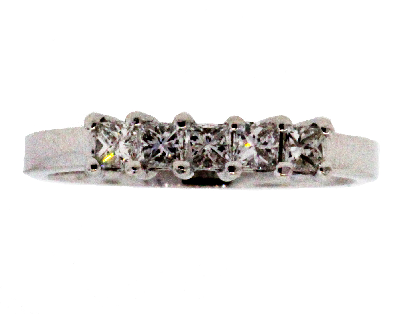 14KW .30CTTW DIAMOND WEDDING RING