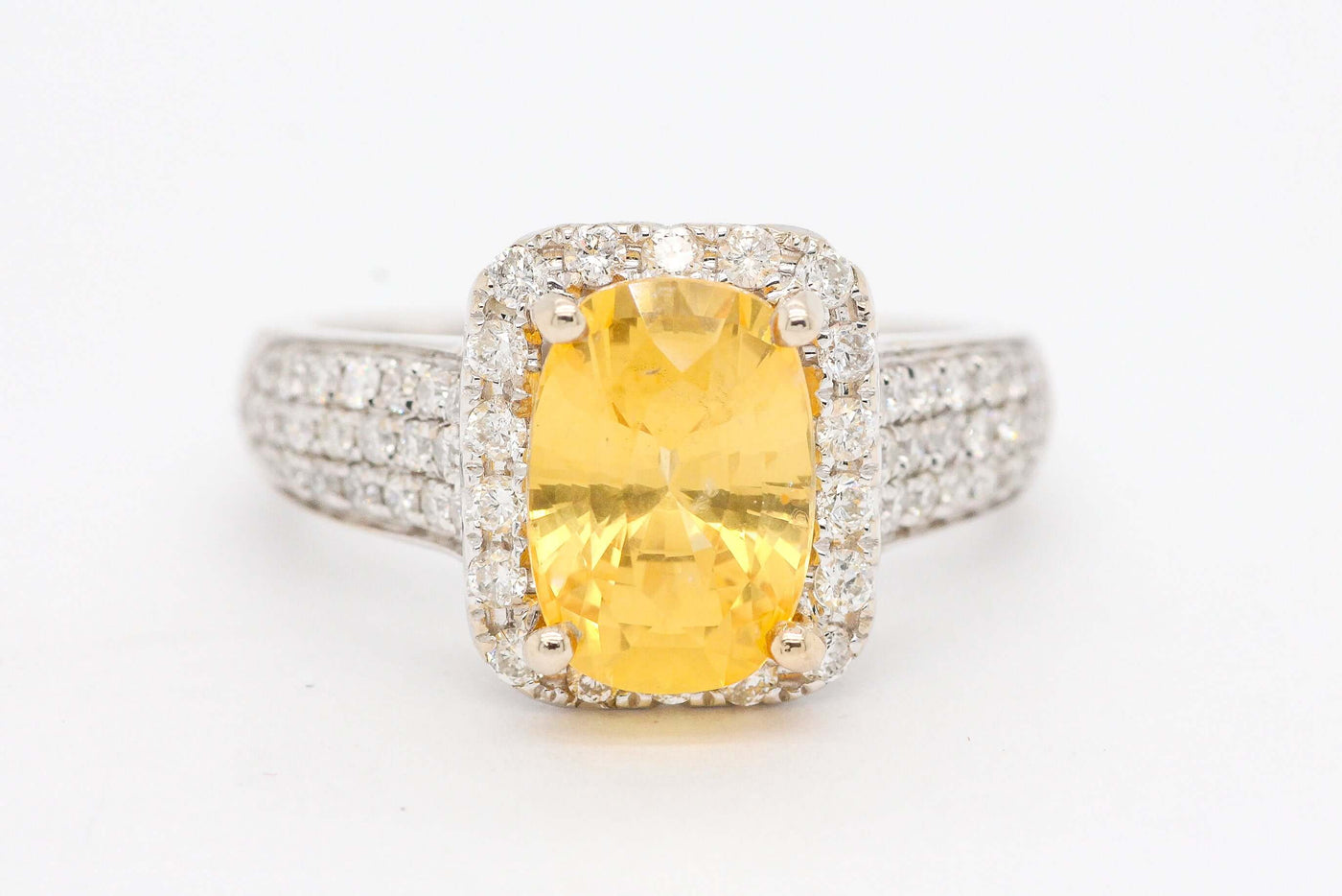 14kw 3.94 ct golden sapphire and diamond ring, 1.04 cttw g-si1