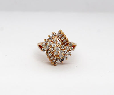 Estate 14KY .80 Cttw Diamond Cluster Ring H in Color and SI1 in Claity