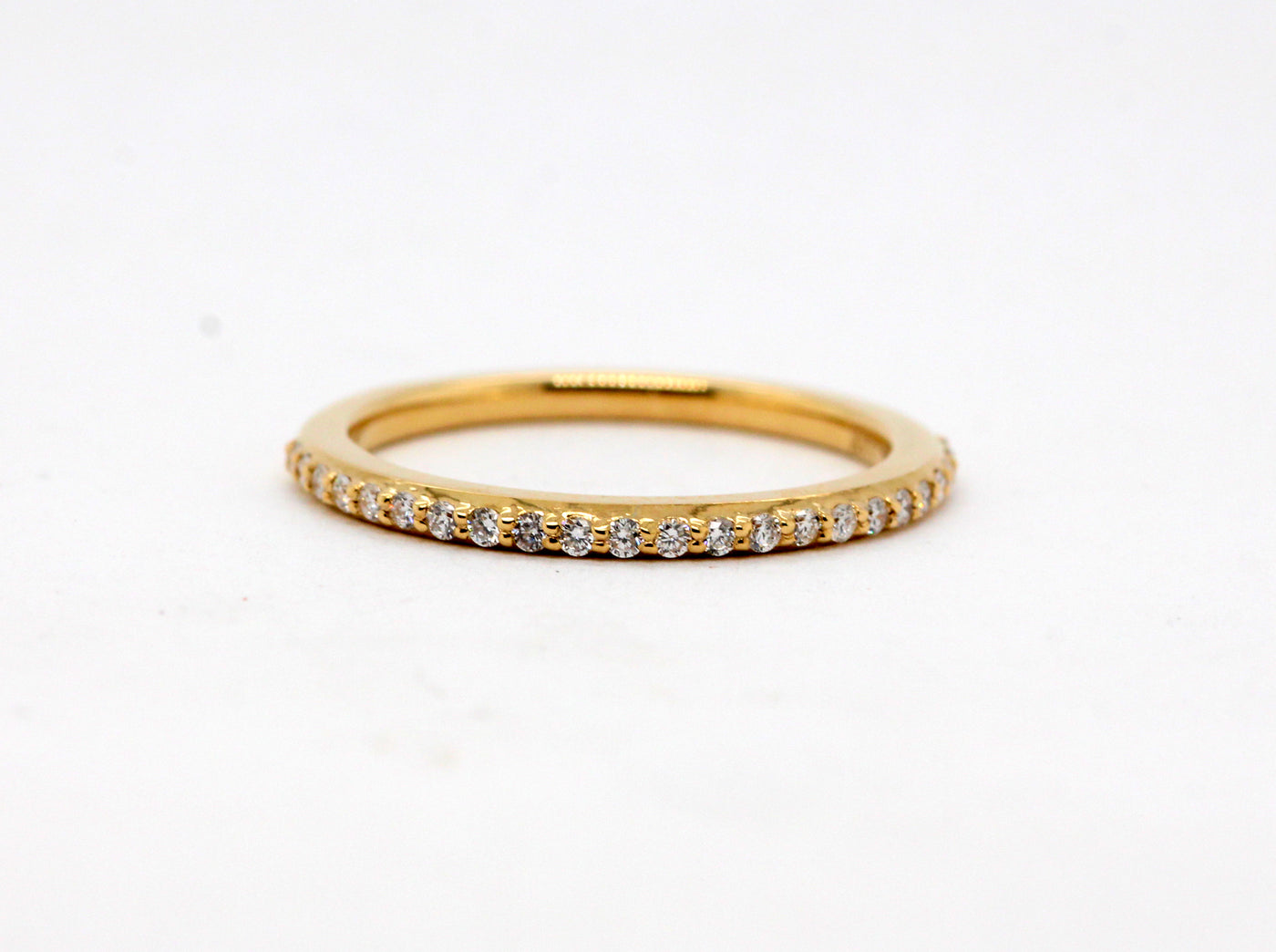 14KY .12 Cttw Diamond wedding Band, H-SI2