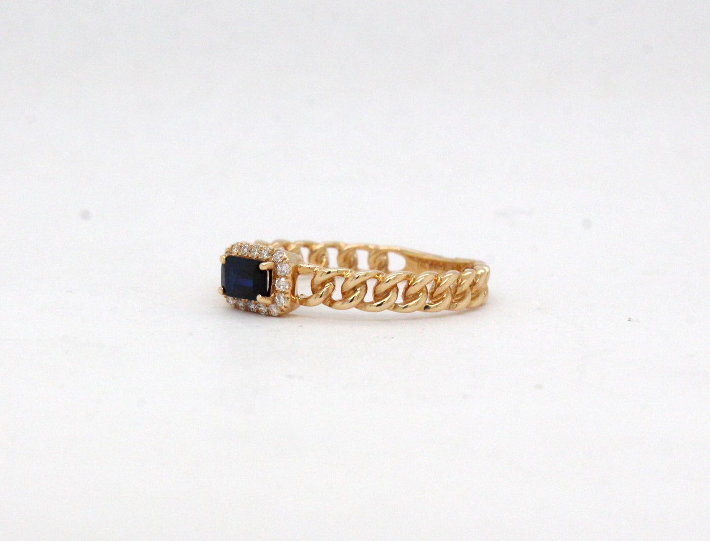 14KY .37 Ct Sapphire and .07 Cttw Diamond Ring
