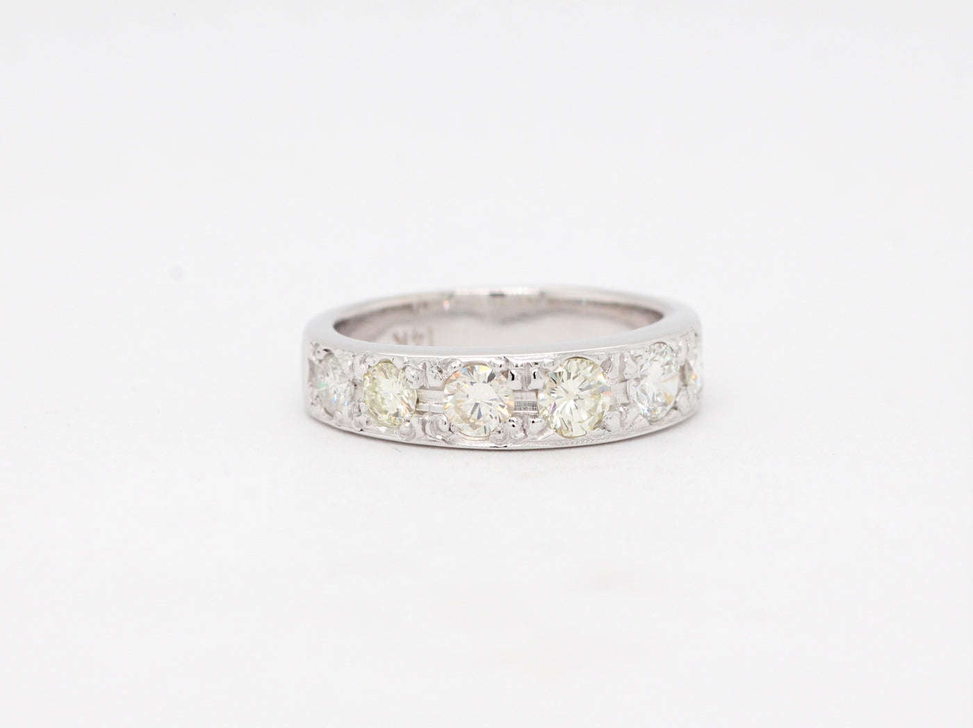 Estate 14KW .88 Cttw Diamond Wedding Band