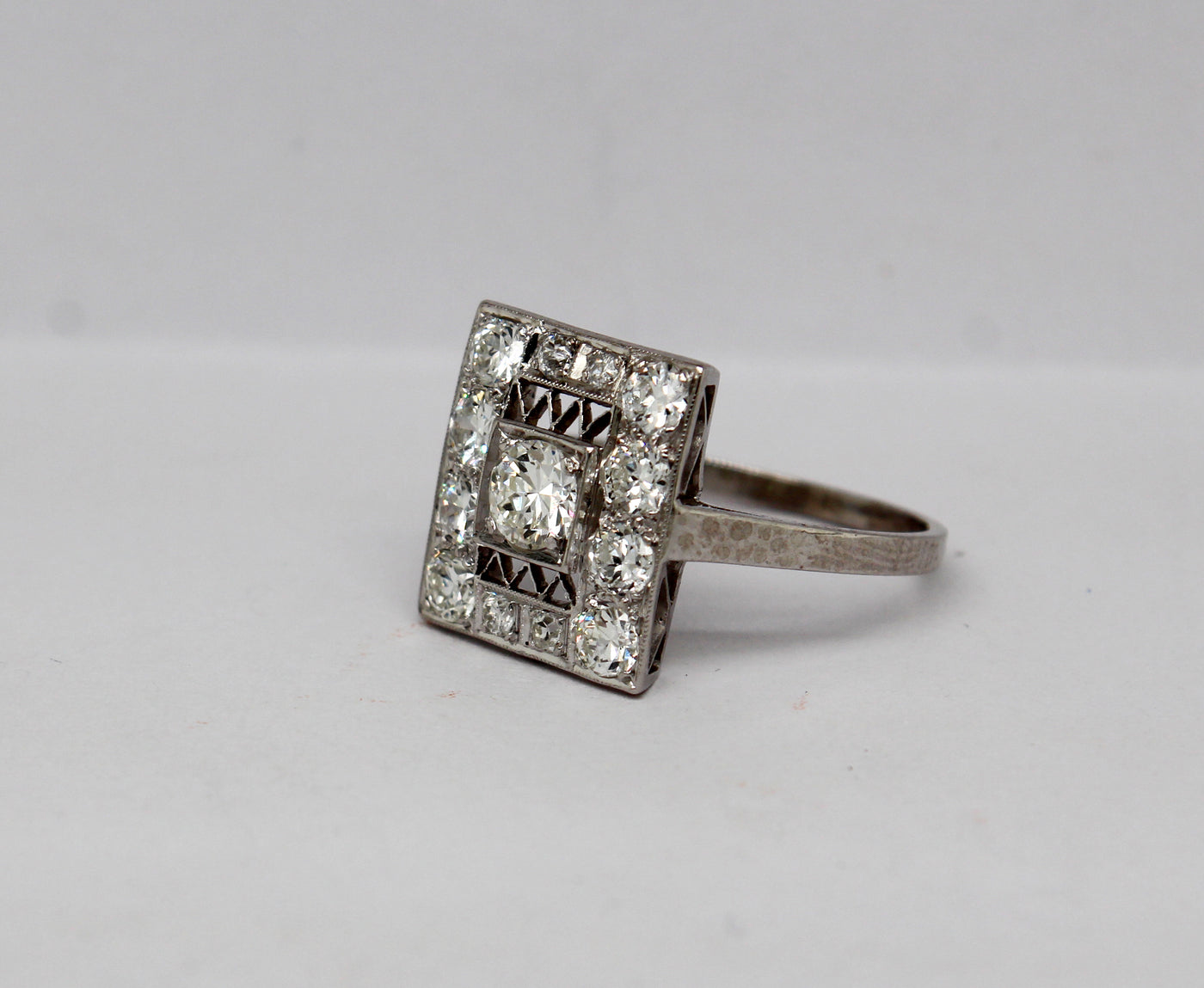 Estate Platinum 1.10 Cttw Diamond Ring