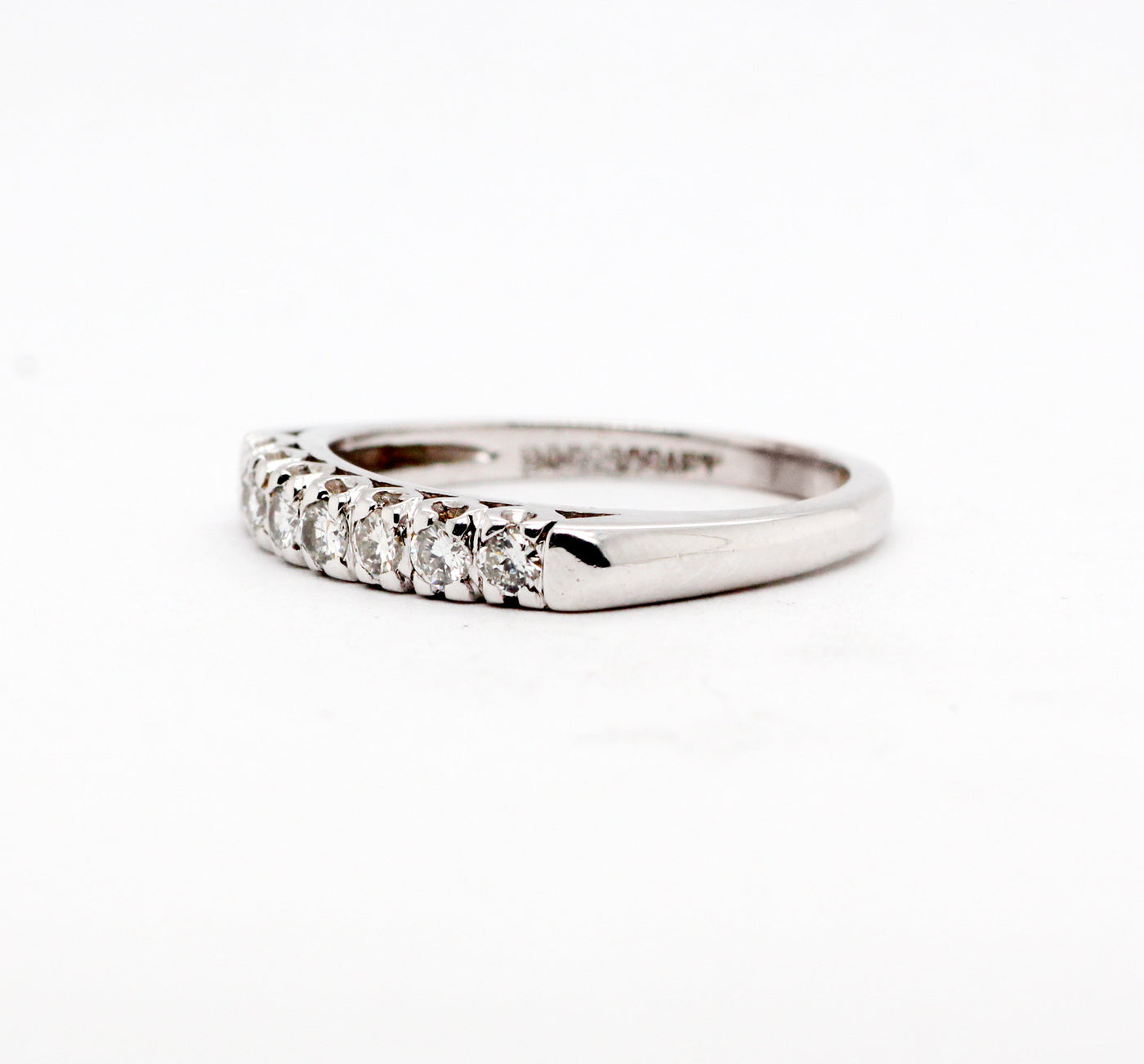 14K White .25 Cttw Diamond Anniversary Band