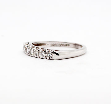 14K White .25 Cttw Diamond Anniversary Band