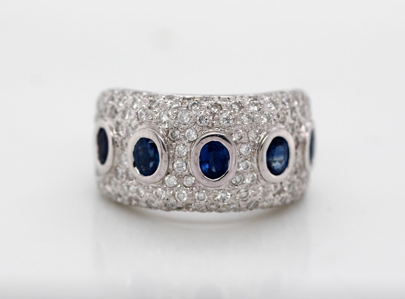 18KW 1.50 CTTW SAPPHIRE AND DIAMOND RING , 1.05 CTTW H-SI2 image