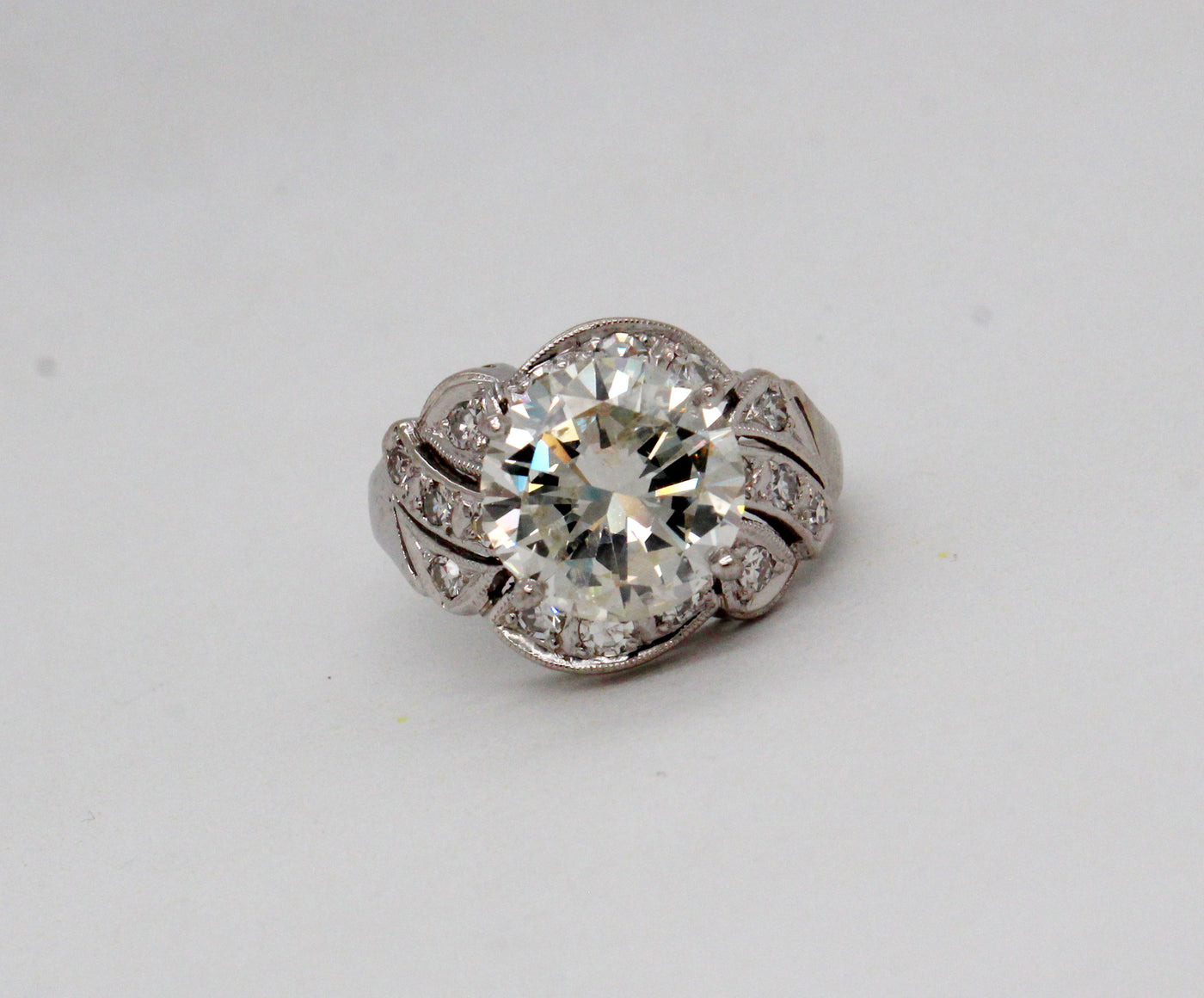 Estate 14KW 4.08 Cttw Diamond Ring