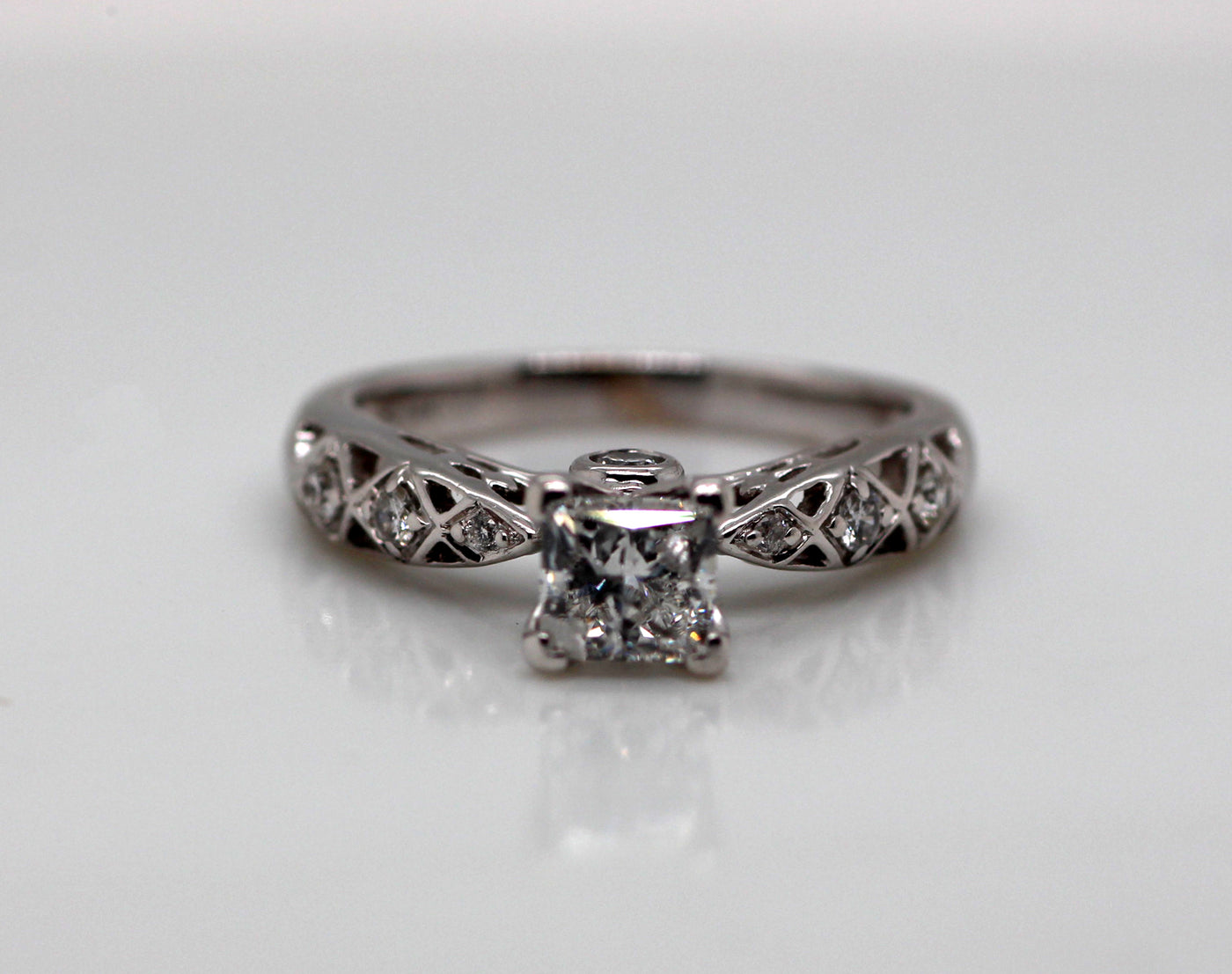14KW 1.26 Cttw Diamond Engagement Ring