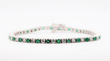 14Kw Emerald And Diamond Line Bracelet
