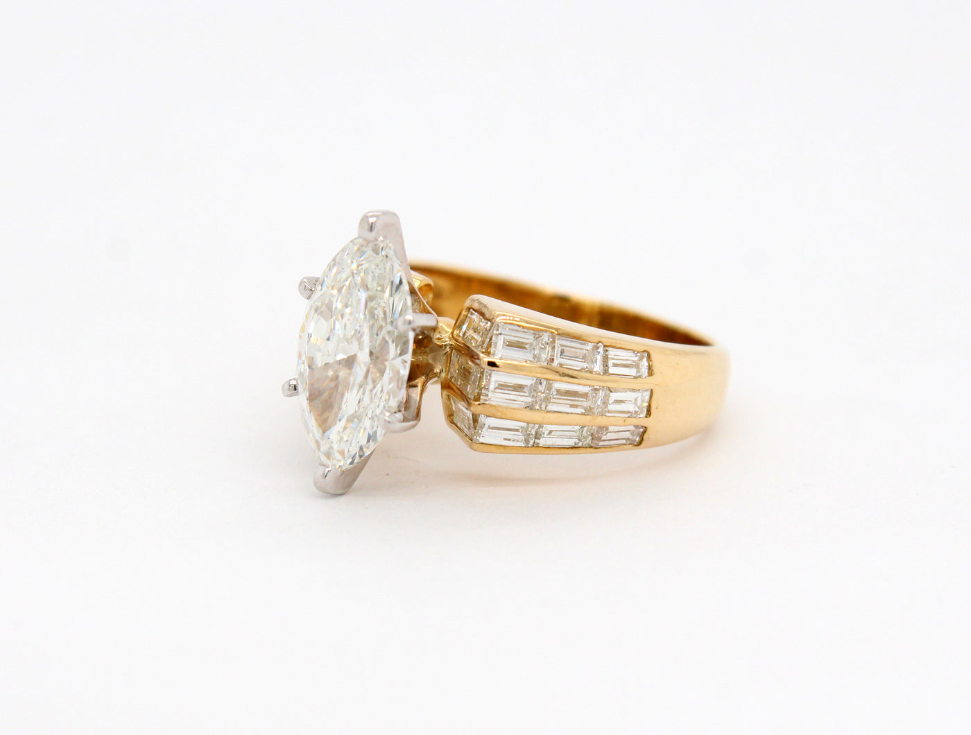 Estate 18KY 4.50 Cttw Diamond Engagement Ring