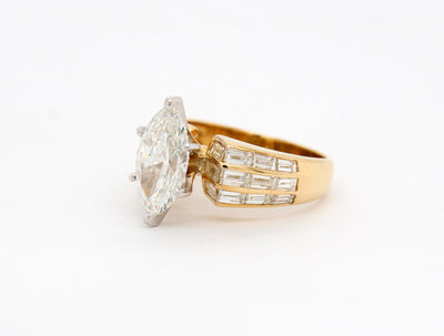 Estate 18KY 4.50 Cttw Diamond Engagement Ring