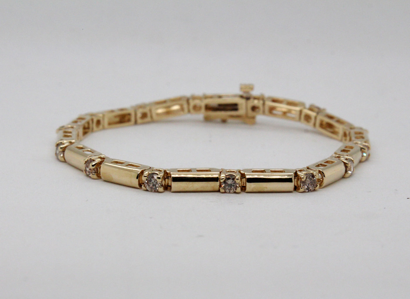 Estate 14KY 1.00 Cttw Diamond Bracelet