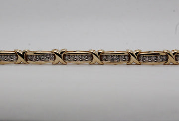 Estate 14KY 2.00 Cttw Diamond Bracelet J-K in Color and SI2 in Clarity