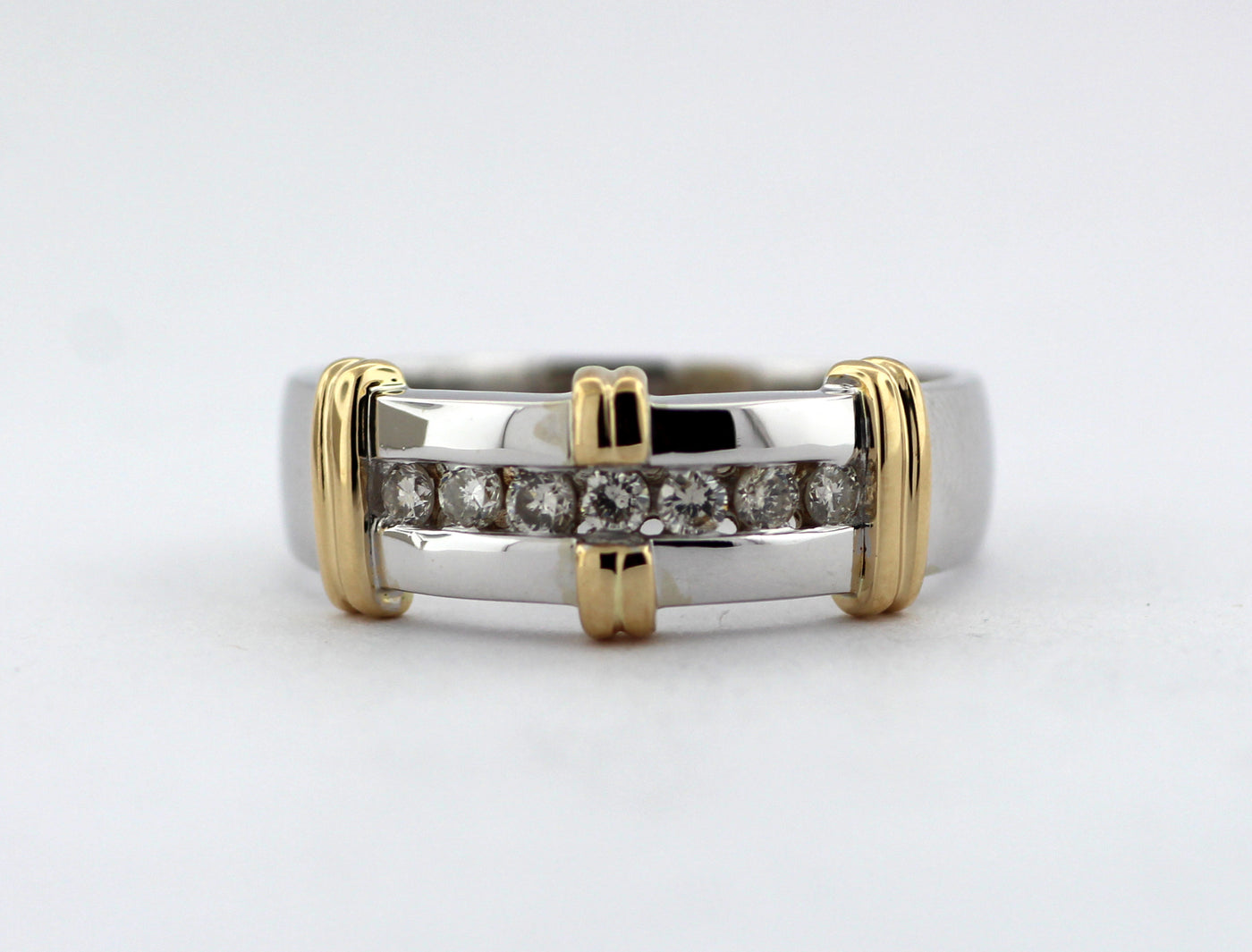 14KTT .36 CTTW GENTS DIAMOND RING