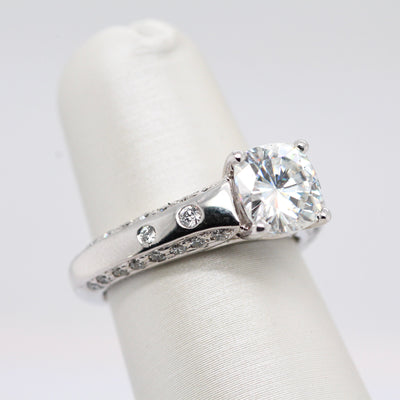 14KW .44 CTTW DIAMOND SEMI MOUNT WITH CZ CENTER