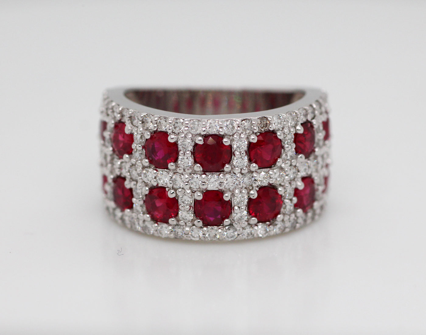 14KW 2.52 CTTW RUBY AND DIAMOND FASHION RING 1.06 CTTW H-SI1