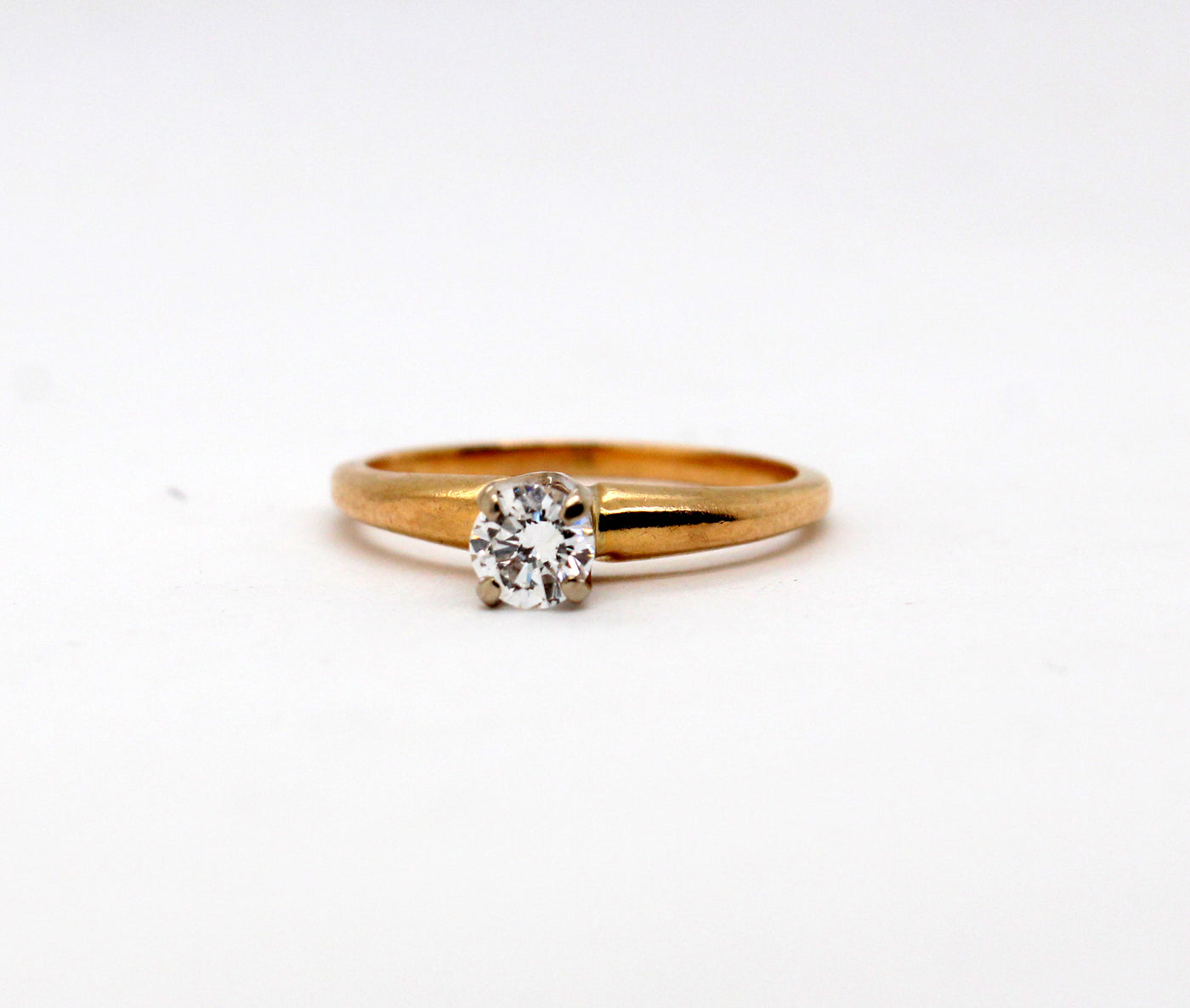 14KY .30 Ct Diamond Solitaire Ring H in Color and SI1 in Clarity