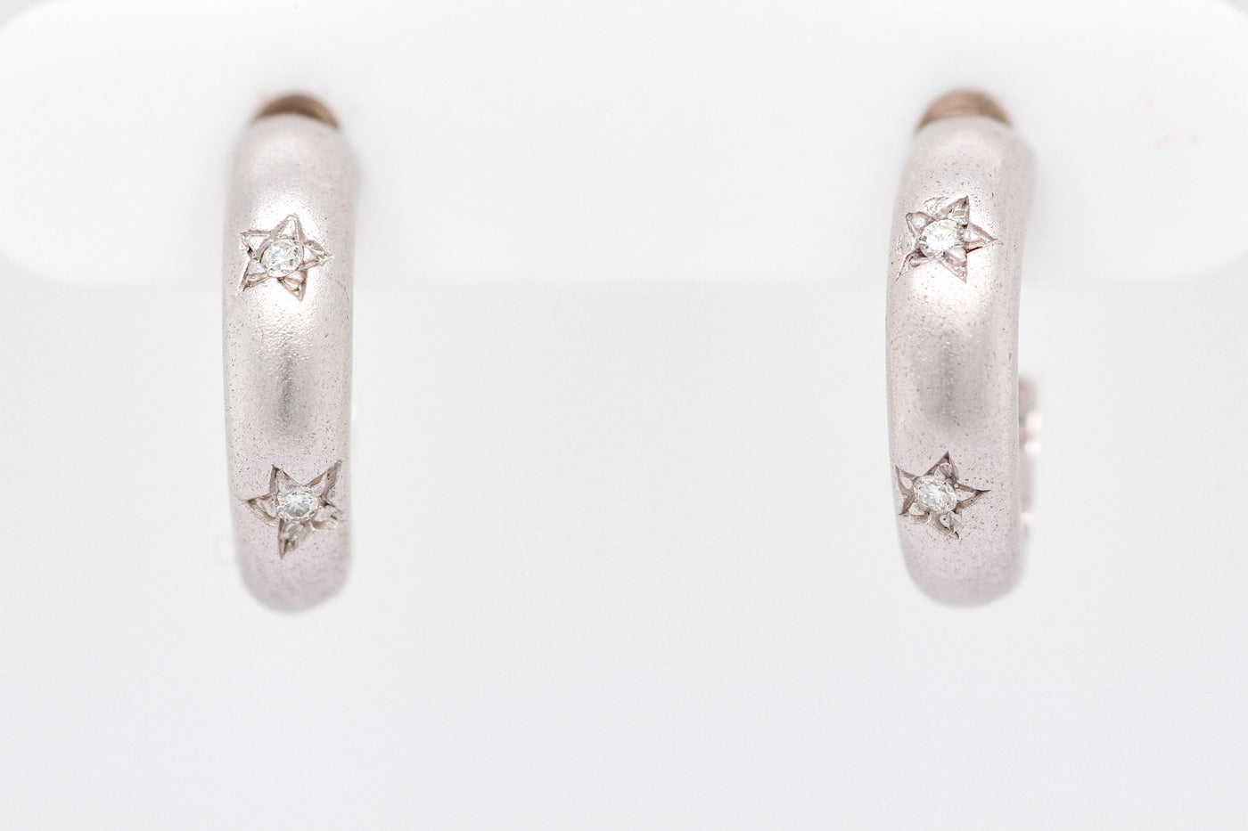 18KW .02CTTW DIAMOND SMALL HOOP EARRINGS