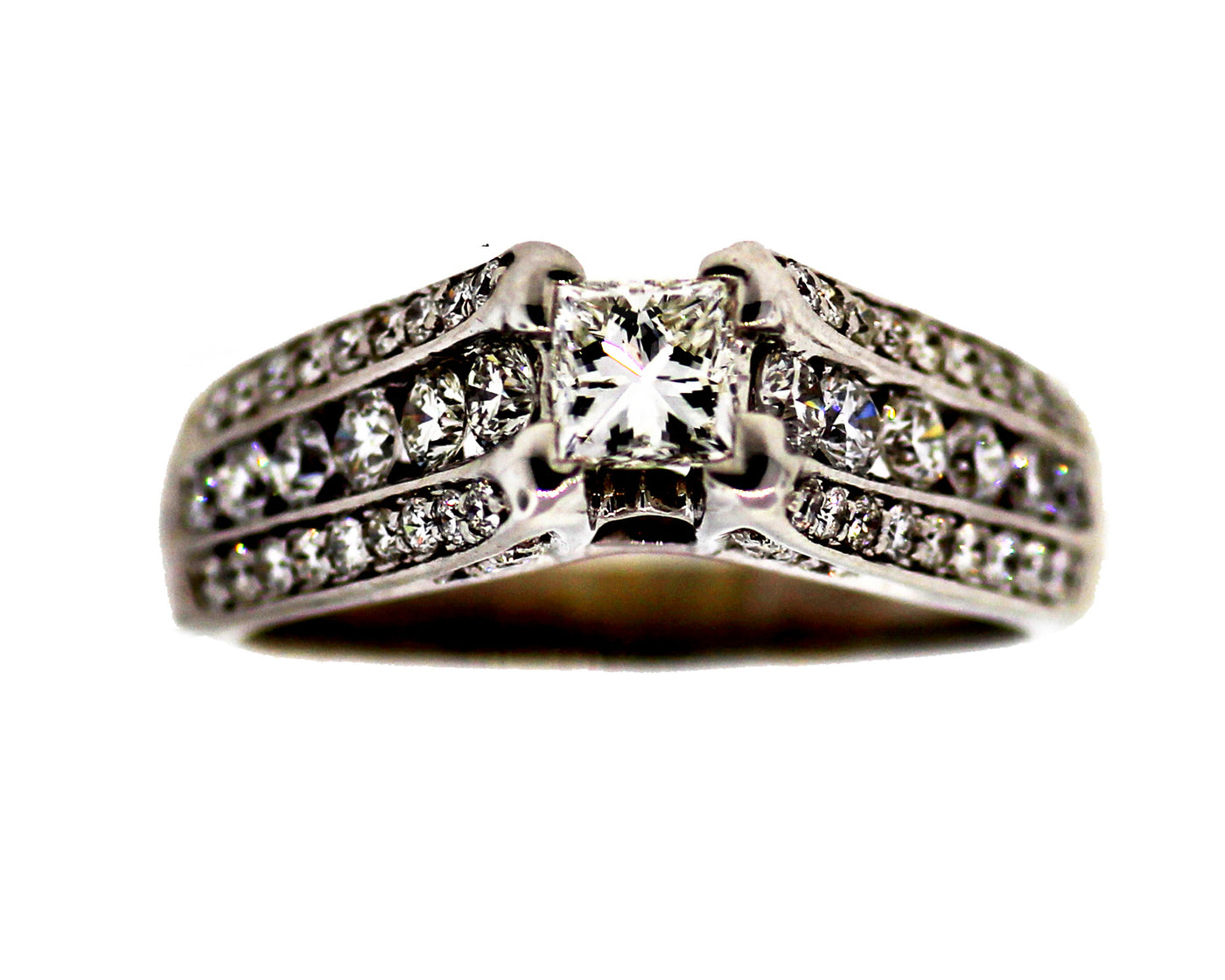 14KW 2CTTW DIAMOND ENGAGEMENT RING image