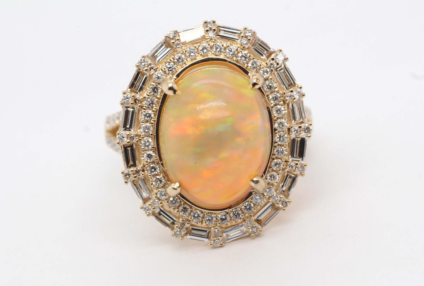 14ky 4.10 ct opal and diamond ring. image