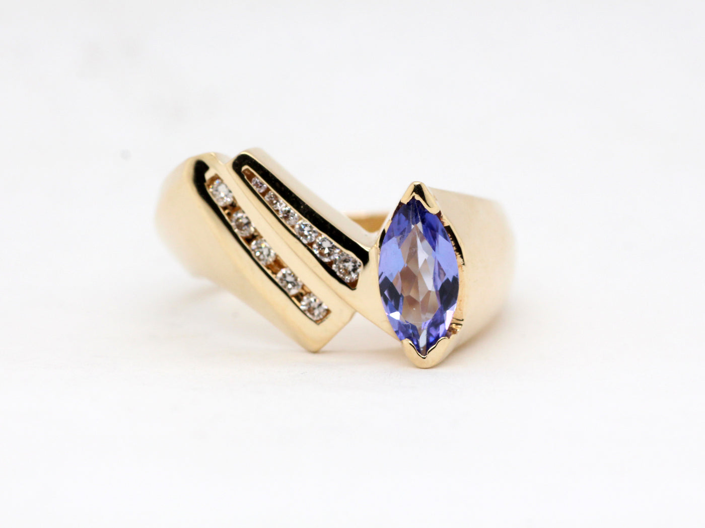 Estate 14KY Tanzanite and Diamond Ring