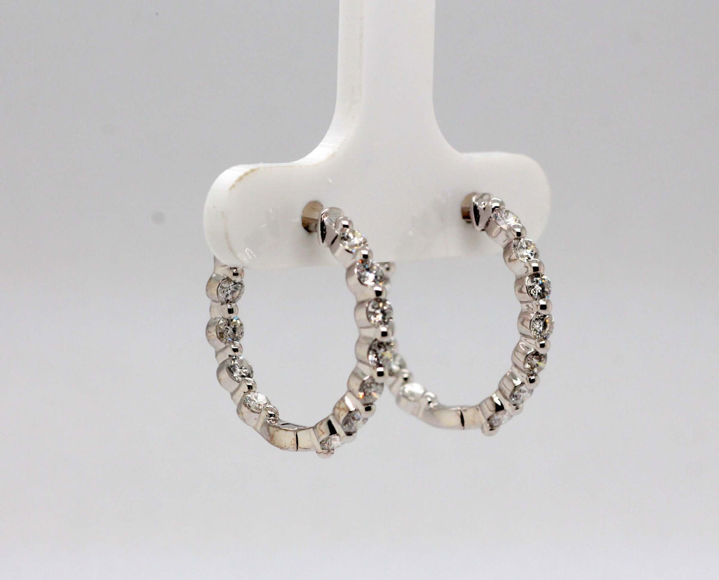 14KW 1.13 Cttw Diamond Earrings H-SI2 image