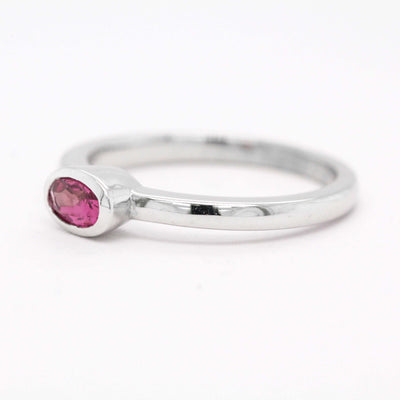 14KW .30 CT OVAL PINK TOURMALINE RING image