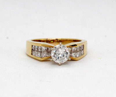 Estate 18KY 1.87 Cttw Diamond Engagement Ring