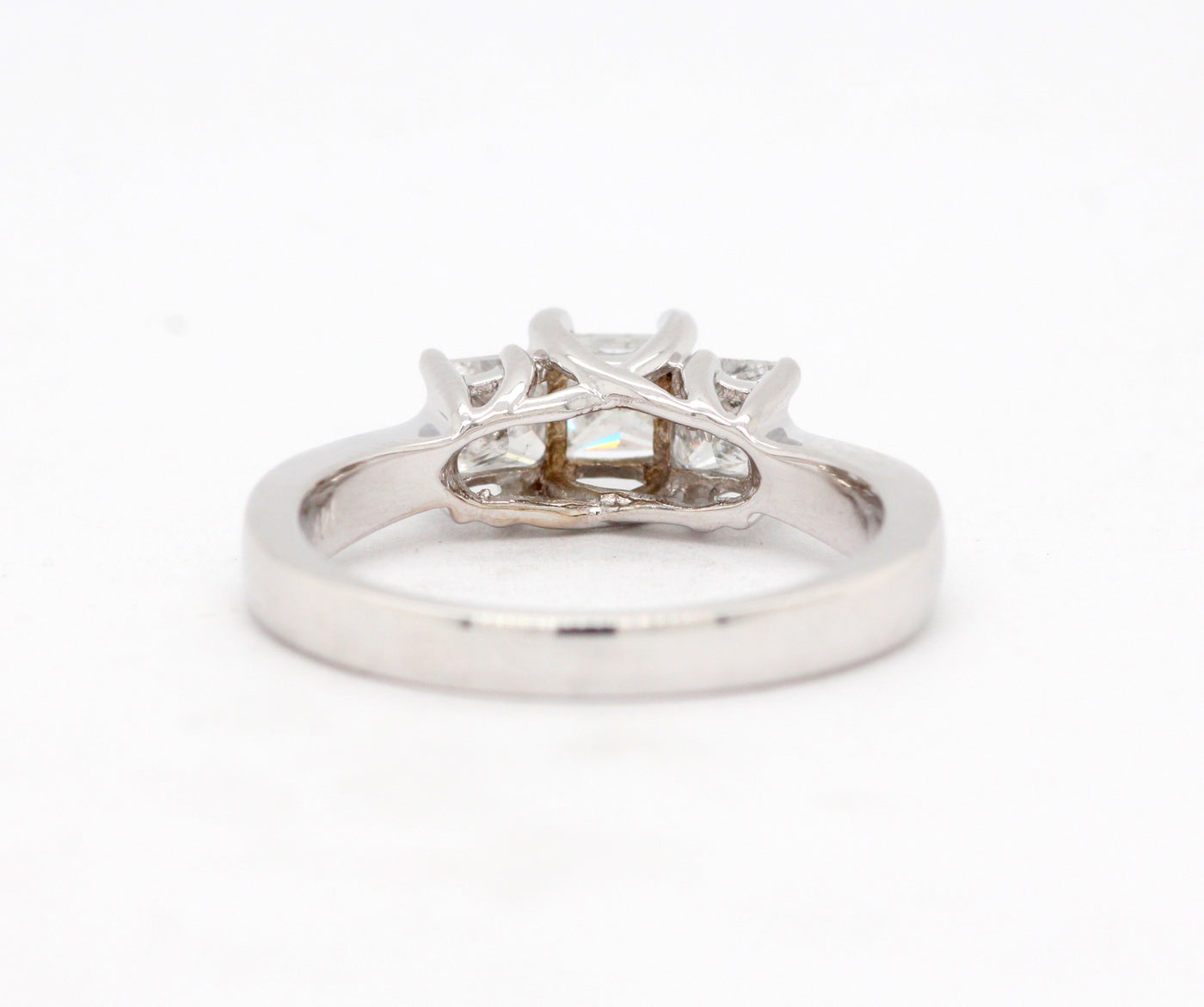 14KW 1.00 Cttw Diamond 3 Stone Ring image