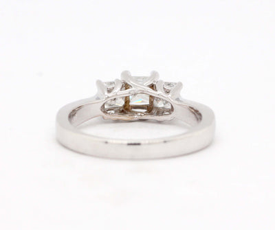 14KW 1.00 Cttw Diamond 3 Stone Ring image