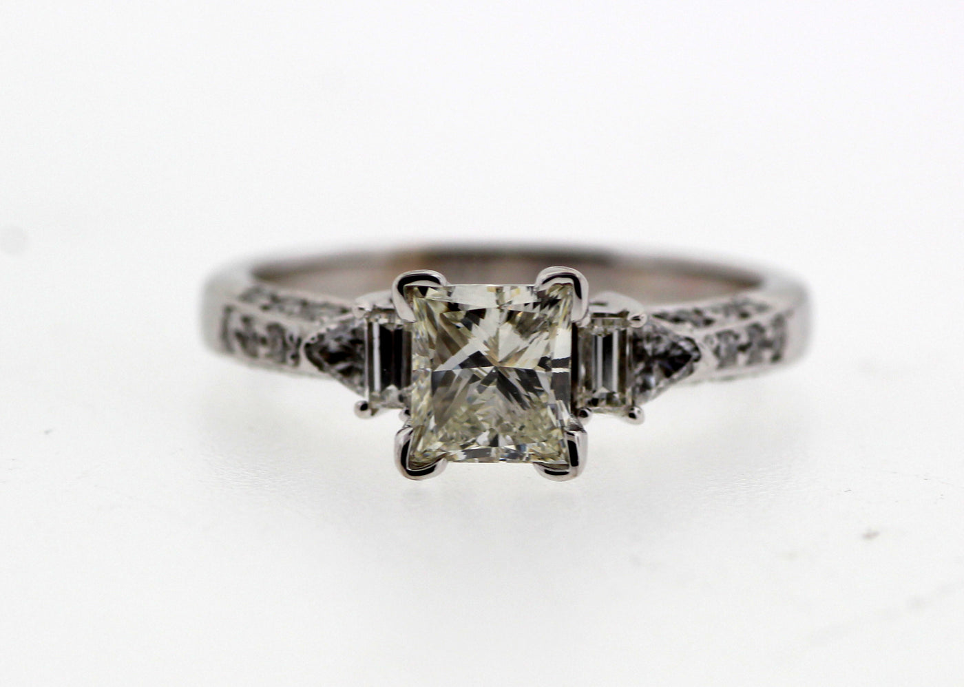 18KW 1.44 CTTW DIAMOND ENGAGEMENT RING 1.01 CT PC CTR H-VI2 EGL US 905