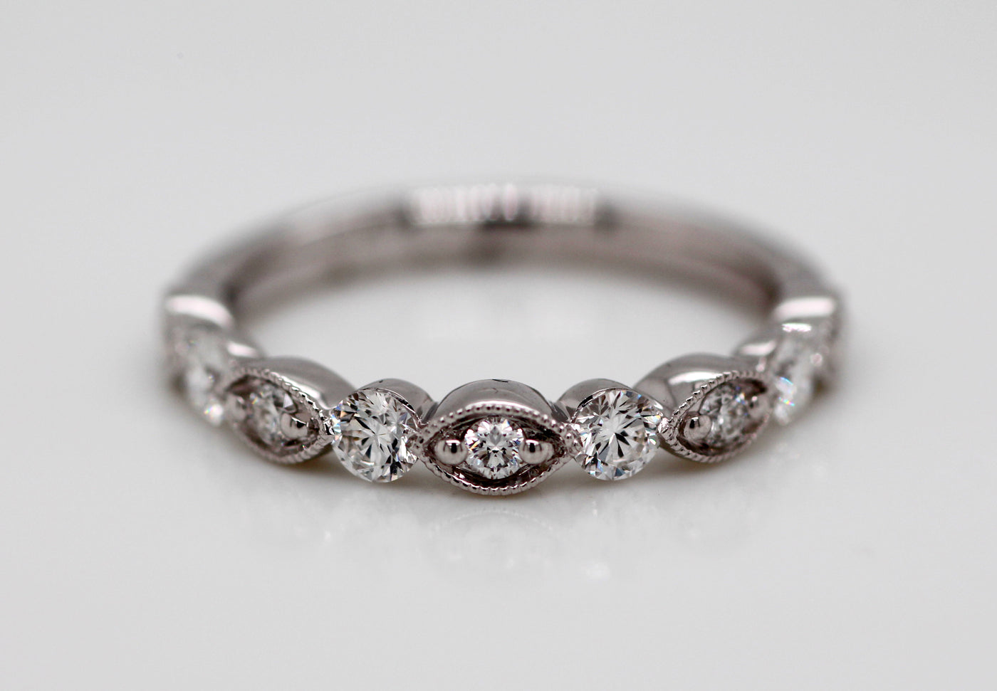 14KW .50 CTTW DIAMOND WEDDING BAND image